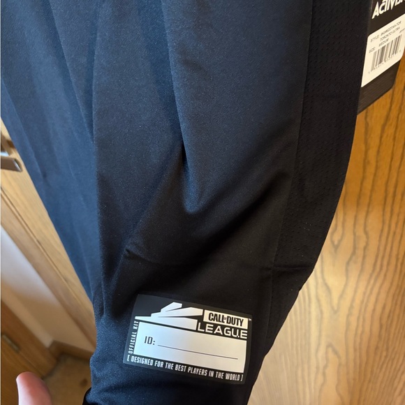 ActiVision Toronto Ultra Call of Duty League Toronto Jersey Shirt - Picture 3 of 10